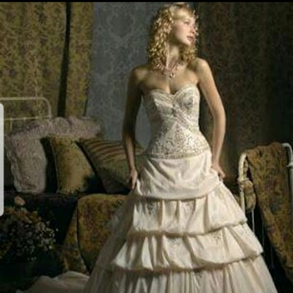 NWT Christina Wu Wedding Dress